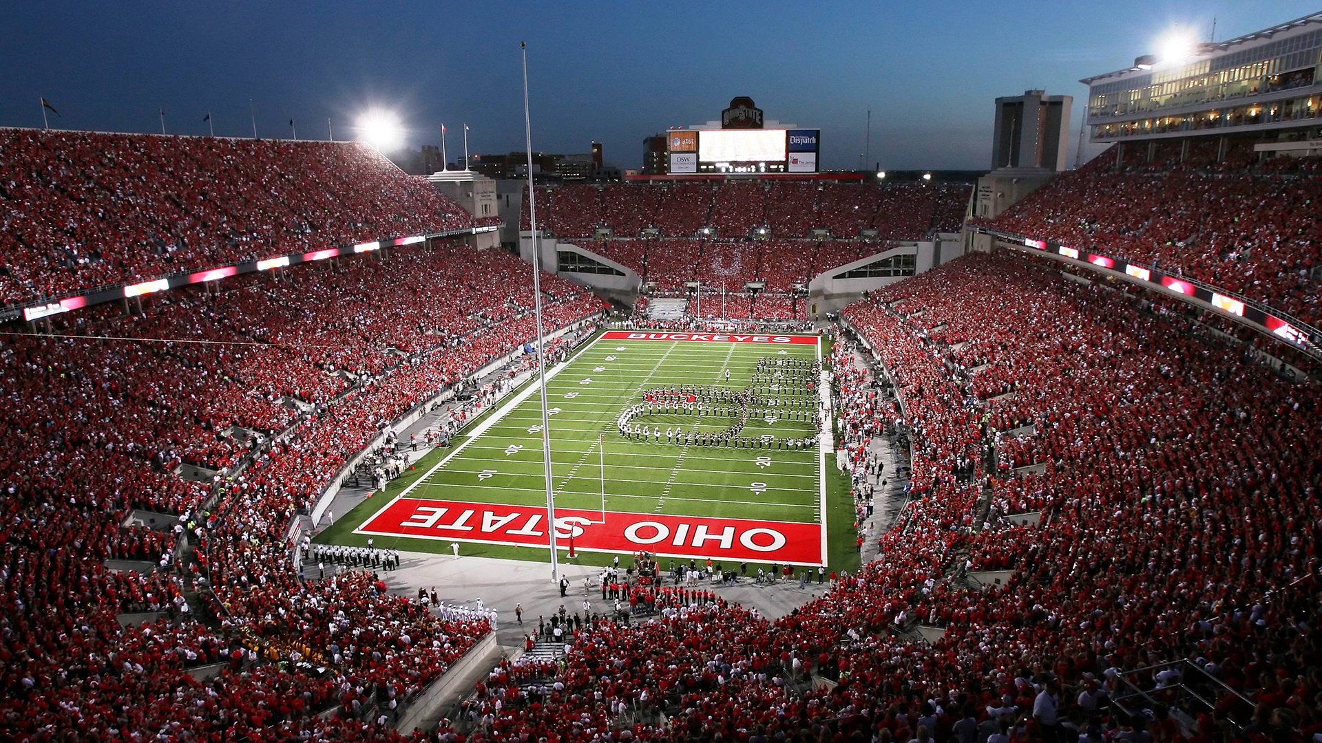 开云官网APP下载-UFC 选手被锁喉昏倒