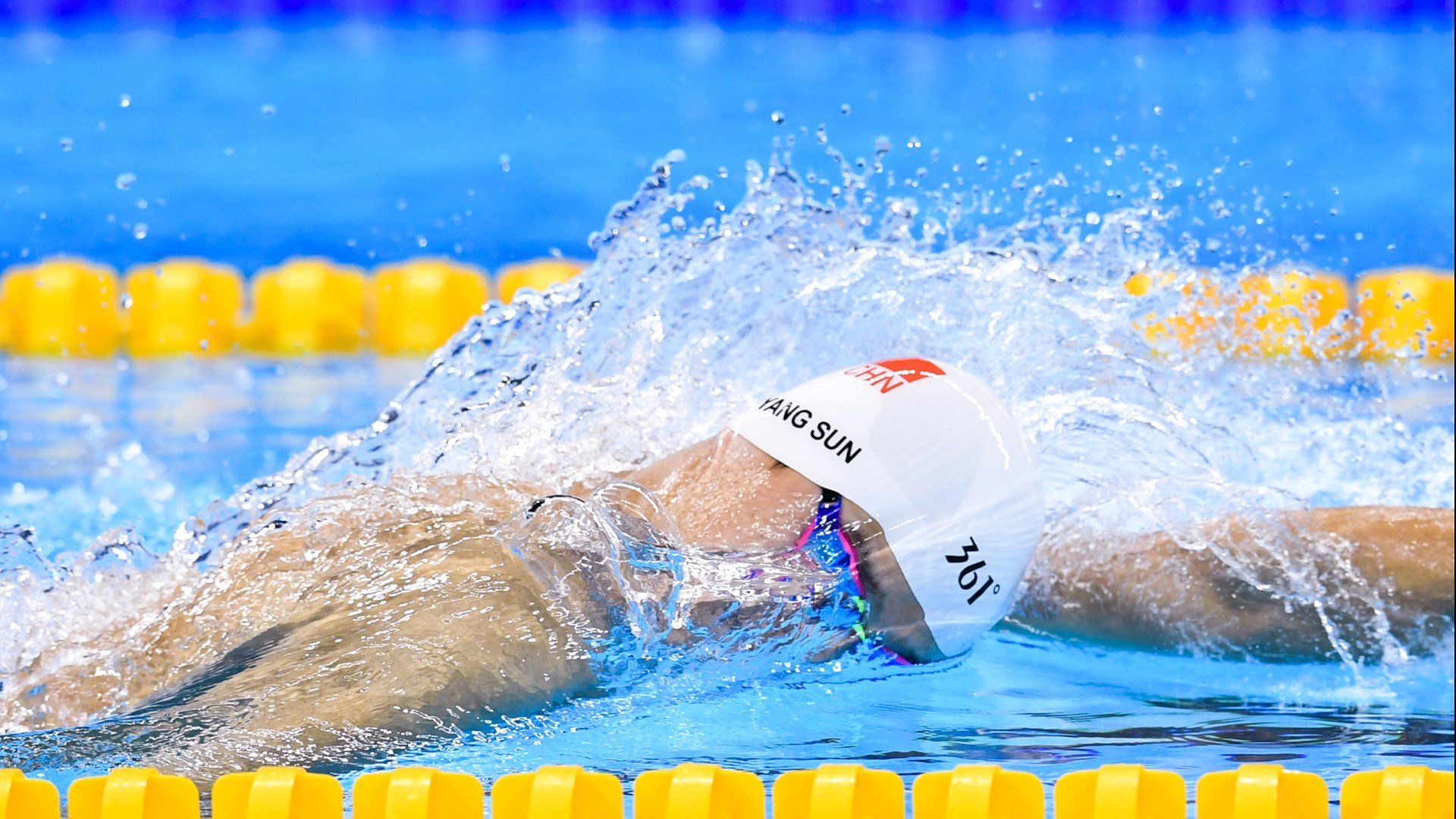 开云网站-乒乓女将的甜飒新风尚：自拍比心，魅力无限